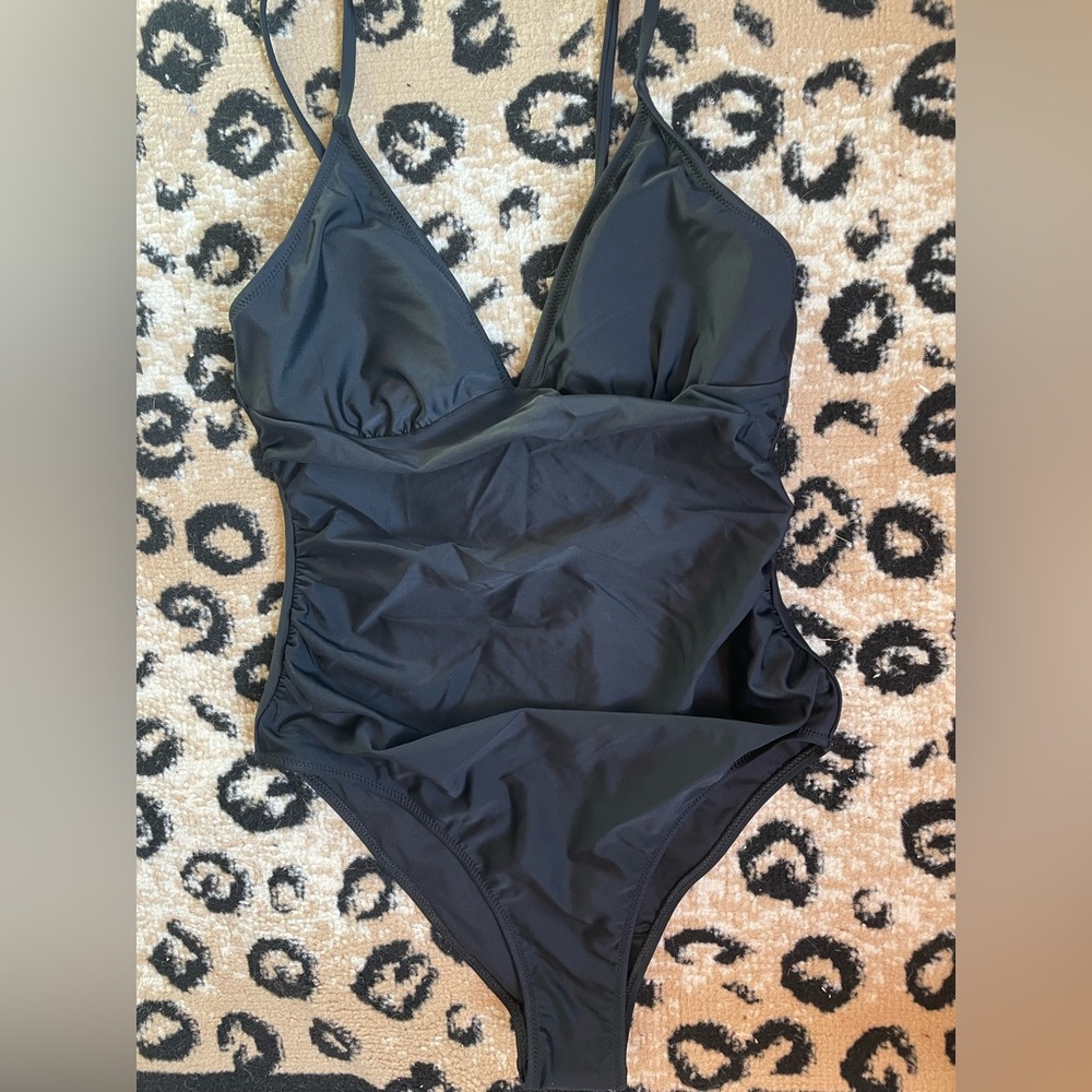 Brand new swimsuit w tags